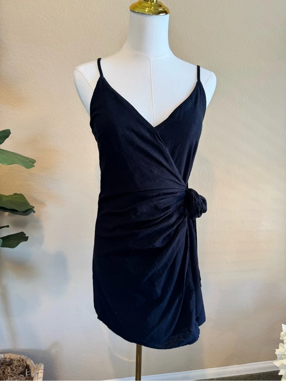 Free People Black Wrap Mini Dress Women’s 0 Cotton V-Neck Sleeveless